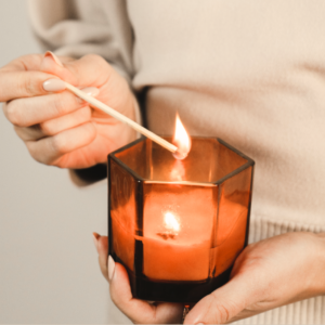 Kerze anzünden